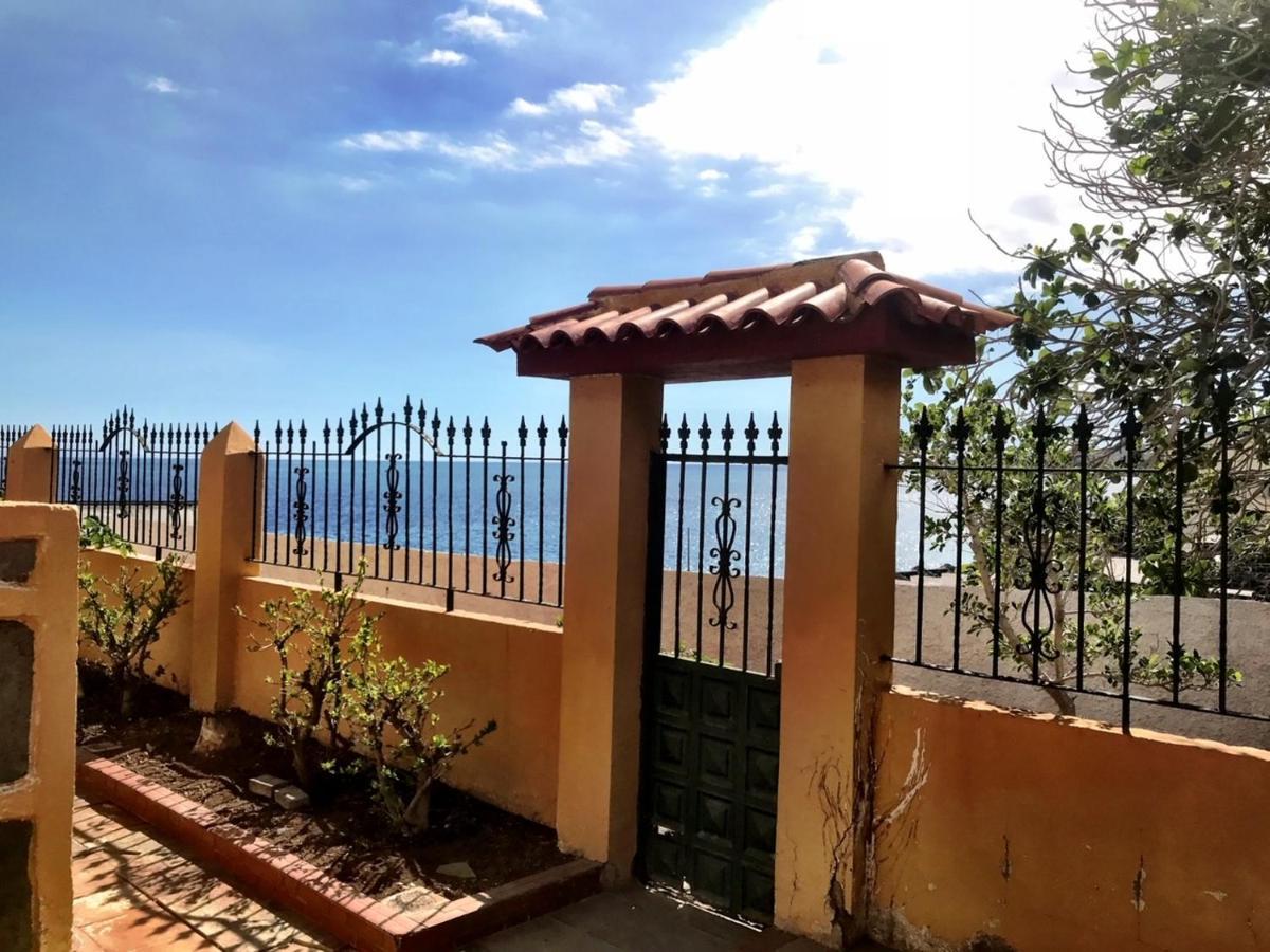 Вилла Casa Amarilla Junto Al Mar Канделария Экстерьер фото